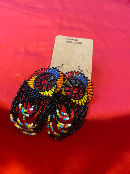 Round multicoloured beaded earrings